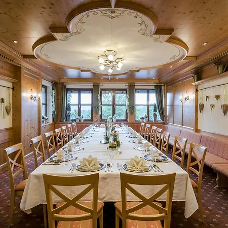 Heimathenhof 4*